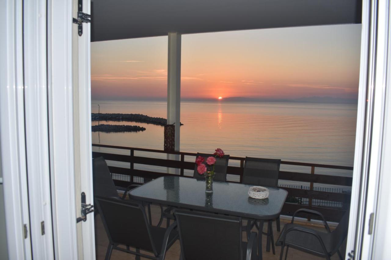 Paradiso Del Mare On The Beach By "Elite" Plános Extérieur photo